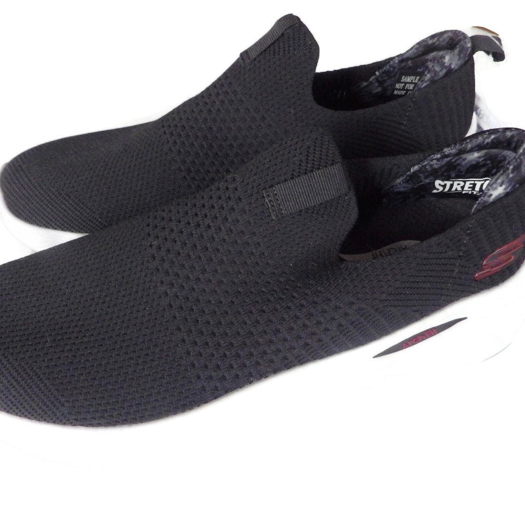 Men's Navy Sketchers Slip On/ Air Cooled/ Arch Fit/ Size 12